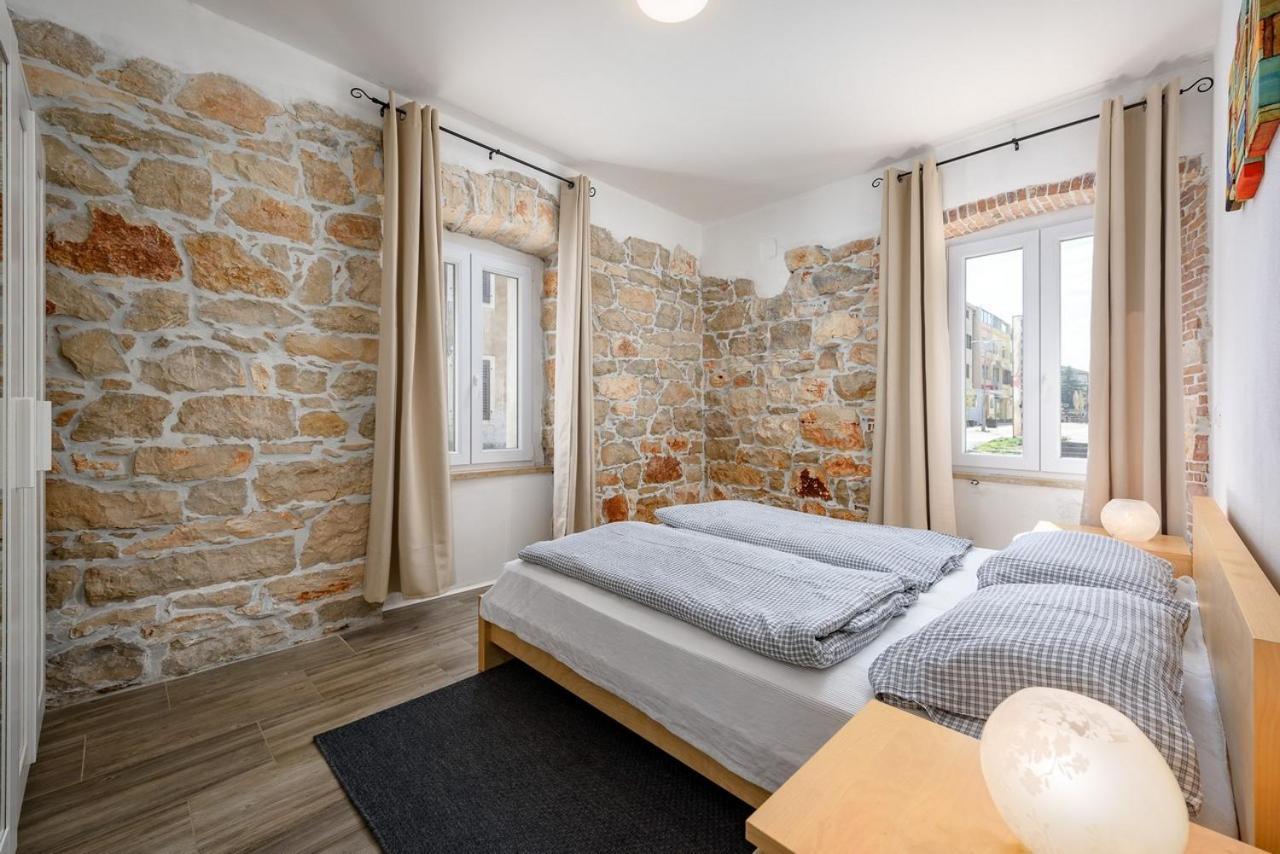 Apartment Center House With
